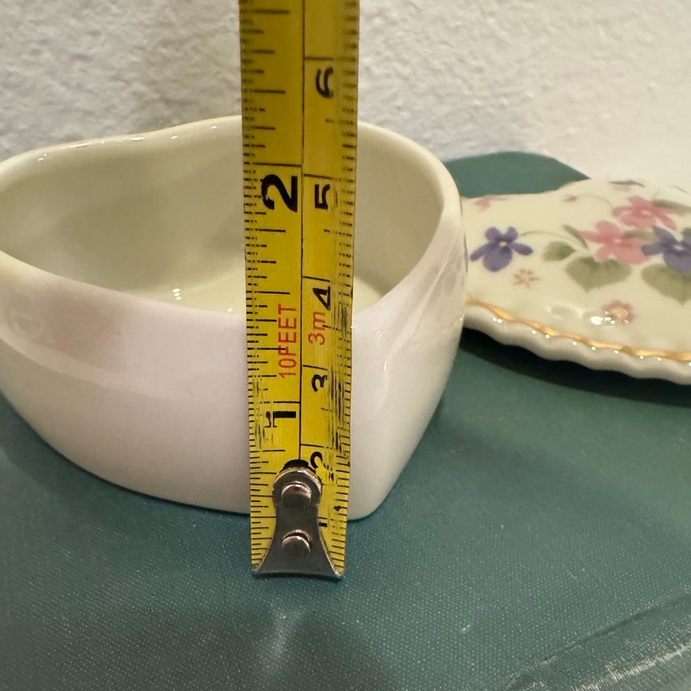 Vintage Fred Roberts Co. Heart Shape Trinket Dish w/ Pink & Purple Flowers - Picture 10 of 10